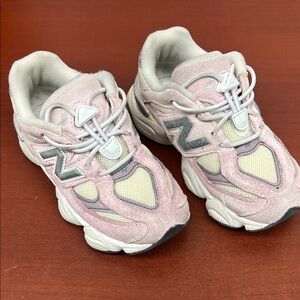 New Balance Kids Sneakers in Pink and Cream